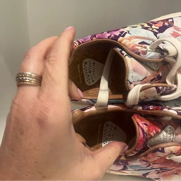 NEW Flower Mountain Pampas Women’s Sneakers Koki Taniguchi Floral- 7.5 - Picture 6 of 7